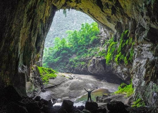 He Noticed A Hole In The Mountain. But What's Inside Has Astounded The ...