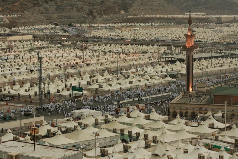 Empty refugee tents in Saudi Arabia