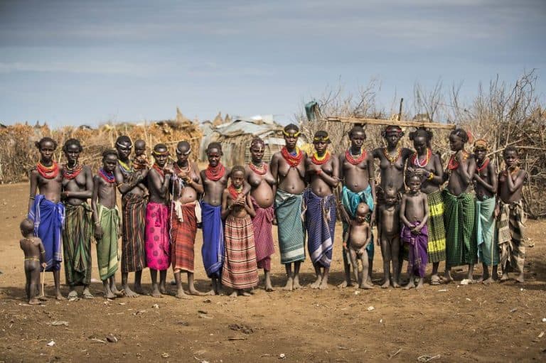 30 Stunning Photos Capture Remote African Tribe's Livelihood Under ...