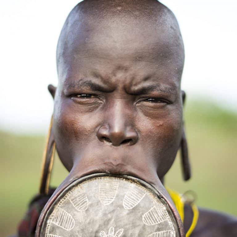 30 Stunning Photos Capture Remote African Tribe's Livelihood Under ...