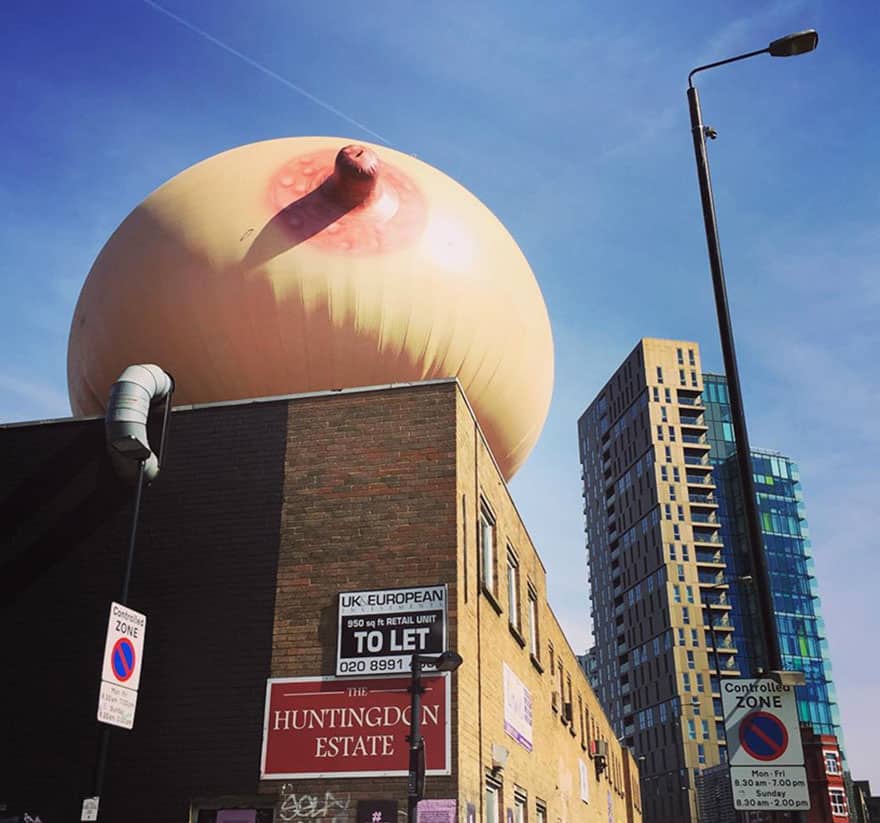 Mysterious ‘boob Appears In London And People Cant Stop Staring At It 9058