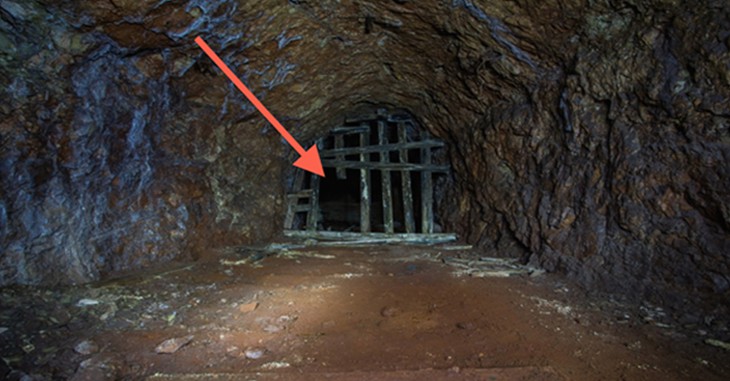 Explorers Ventured Into A Dangerous 300-Year Old Russian Mine - What ...